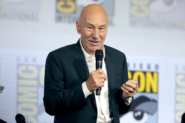 Patrick Stewart, Star Trek’s Captain Picard, Dies at 86